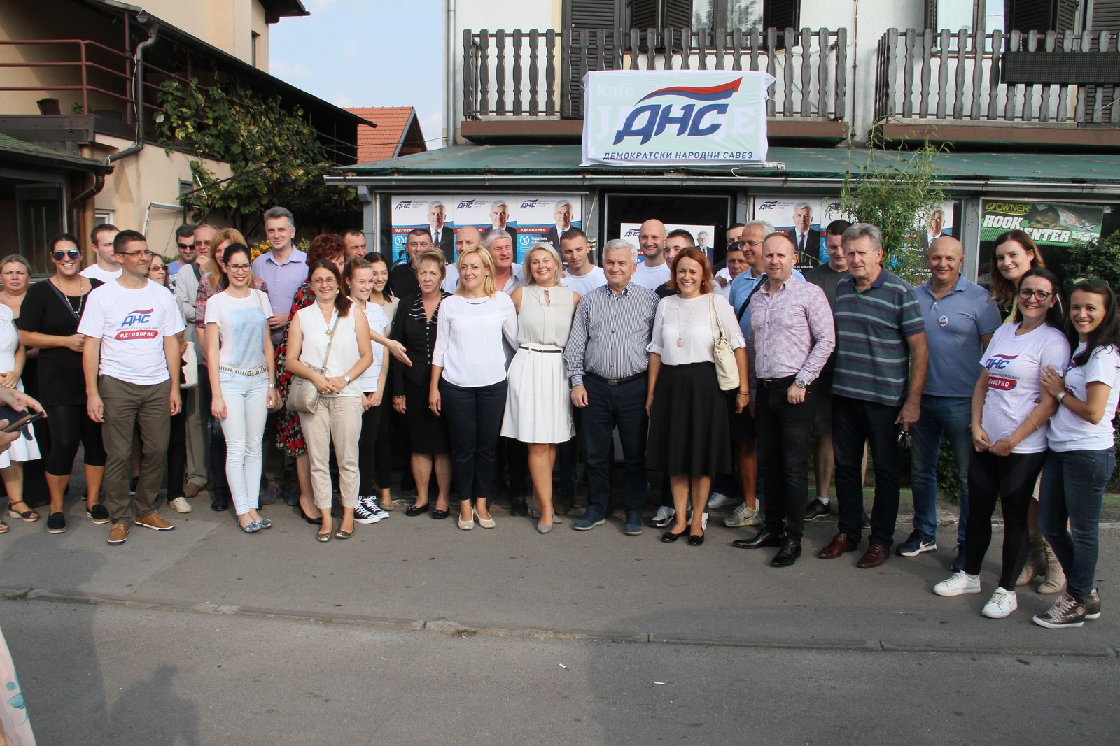 Свечано отворена канцеларија Рејона 10 Градског одбора ДНС Бањалука у Лазареву